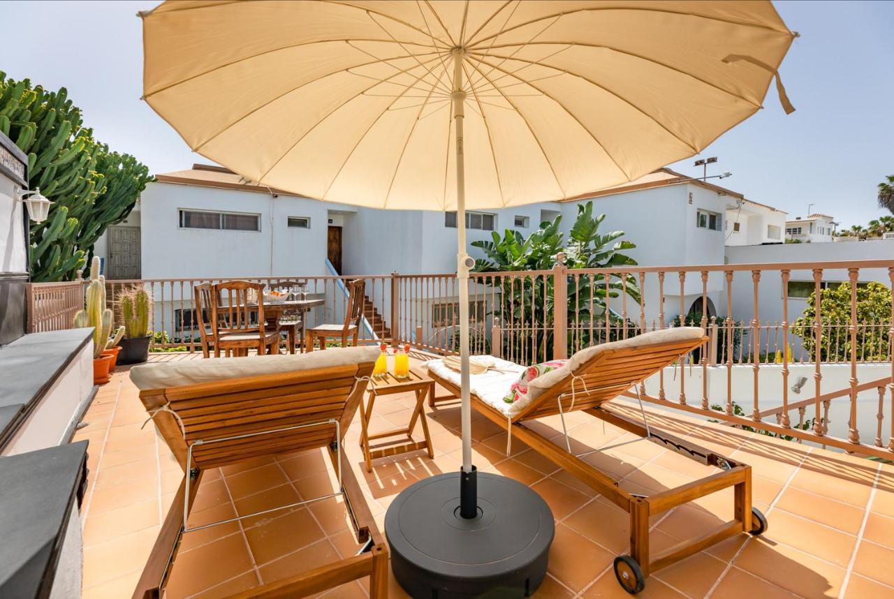 Villa Corralejo Bay Beachfront Corralejo By Holidays Home ภายนอก รูปภาพ